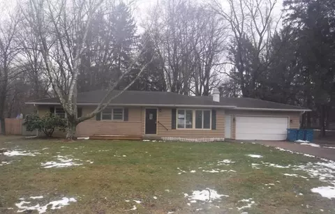 13084 Hoyt, Battle Creek, MI 49014