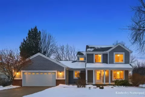 2179 Drew, Belmont, MI 49306