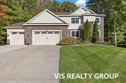 16259 W Willow, Spring Lake, MI 49456