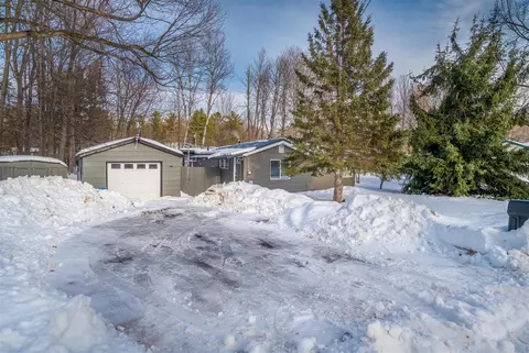 1942 Orchard, Marquette, MI 49855