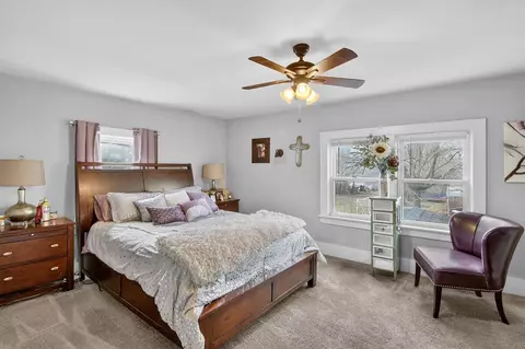 Bedroom - 907 6th, Jackson, MI 49203 photo 1 of 3