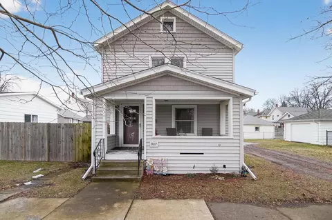 907 6th, Jackson, MI 49203