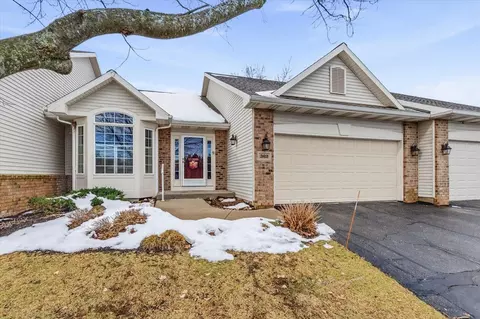 362 Round Hl, Kalamazoo, MI 49009