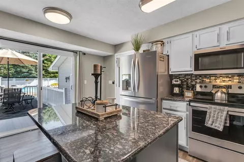 Kitchen - 149 Springmill, Jerome, MI 49249 photo 5 of 5