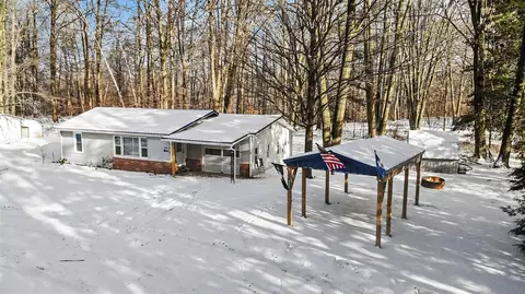 8904 Yoder, Farwell, MI 48622 photo 4