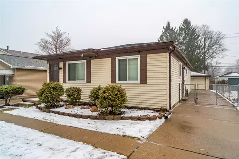 34839 John Hauk, Westland, MI 48185
