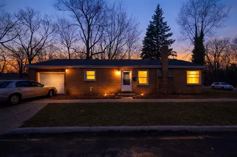 1120 Monroe, Benton Harbor, MI 49022