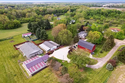 3650 Hogback, Fowlerville, MI 48836