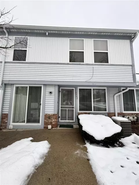3402 Scots Pne, Portage, MI 49024