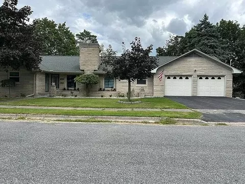 520 Yale, Alma, MI 48801