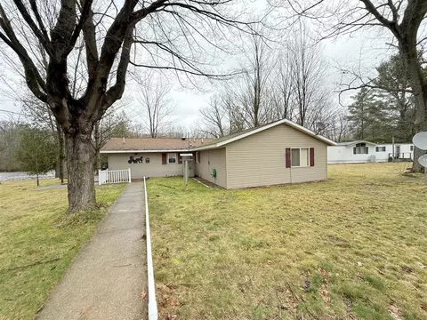 15370 Rapids, Hersey, MI 49639