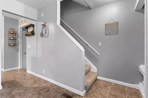 Entry Way - 224 Wallace, Saline, MI 48176 photo 1 of 6