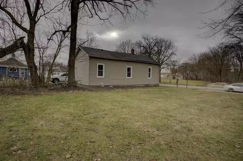 357 Cooper, Jackson, MI 49201 photo 43
