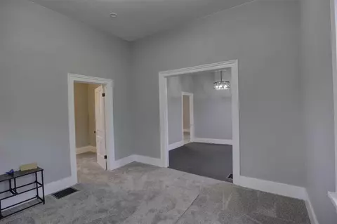 357 Cooper, Jackson, MI 49201 photo 3
