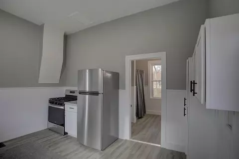 357 Cooper, Jackson, MI 49201 photo 18