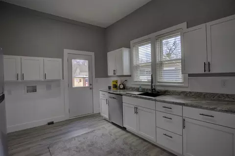 357 Cooper, Jackson, MI 49201 photo 16