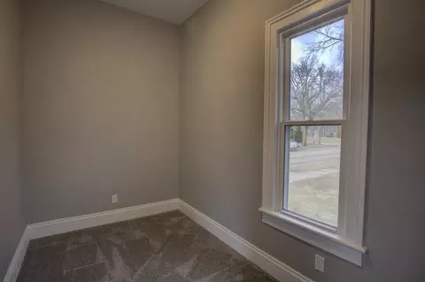 357 Cooper, Jackson, MI 49201 photo 32