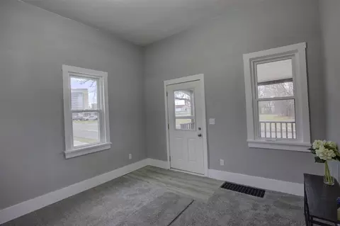 357 Cooper, Jackson, MI 49201 photo 7