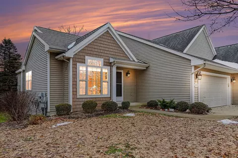 2141 Gray Oak, Portage, MI 49024