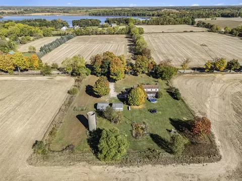 23317 Michigan, Mendon, MI 49072 photo 3