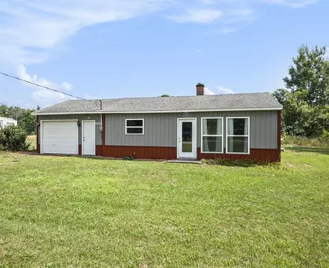 5942 N Woodbridge, White Cloud, MI 49349
