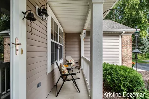 Exterior - 385 Abbey Ml, Ada, MI 49301 photo 5 of 7