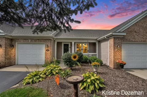 Exterior - 385 Abbey Ml, Ada, MI 49301 photo 7 of 7