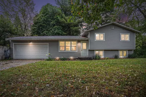 67311 Oxbow, Constantine, MI 49042