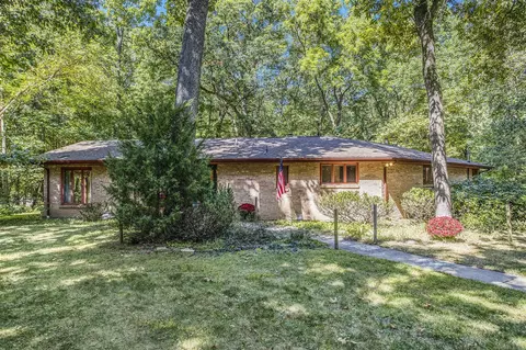 10010 Lloy, Portage, MI 49024