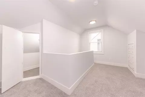 33988 Richard, Wayne, MI 48184 photo 15