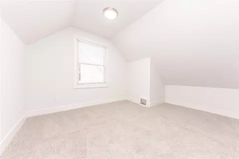 33988 Richard, Wayne, MI 48184 photo 18