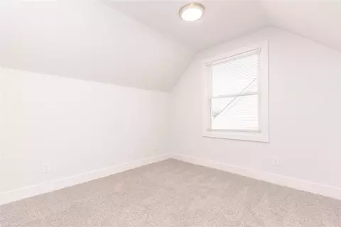 33988 Richard, Wayne, MI 48184 photo 17