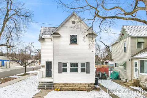 1001 Lincoln, Grand Rapids, MI 49504