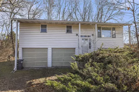 Exterior - 15313 Doster, Plainwell, MI 49080 photo 2 of 4