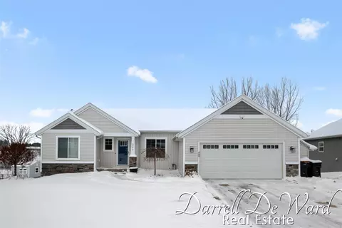 9595 Scotsmoor, Caledonia, MI 49316