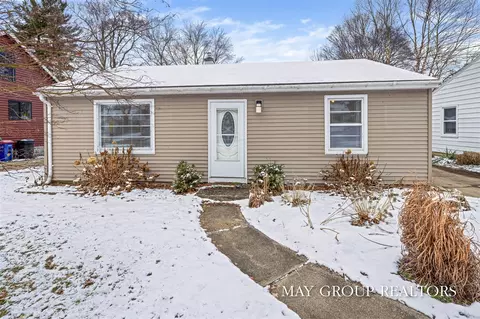 2901 Cheney, Grand Rapids, MI 49505