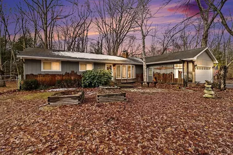 6595 Zellar, Whitehall, MI 49461