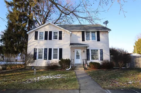 158 W Read, Marcellus, MI 49067