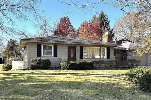 1375 N 28th, Kalamazoo, MI 49048