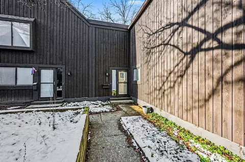 221 Paisley, Kalamazoo, MI 49006