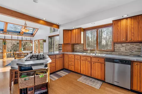 Kitchen - 13855 Belding, Belding, MI 48809 photo 3 of 9
