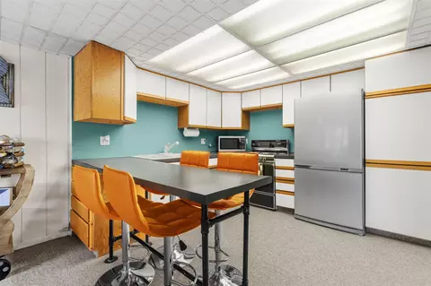 Kitchen - 13855 Belding, Belding, MI 48809 photo 7 of 9