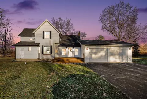 9240 N N Br, Watervliet, MI 49098