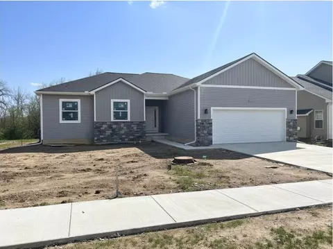 410 Canfield, Milan, MI 48160
