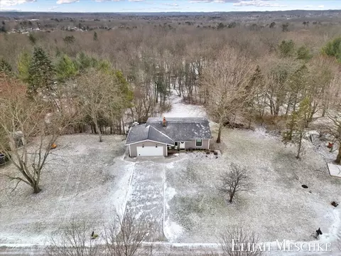 6771 Juneview, Rockford, MI 49341
