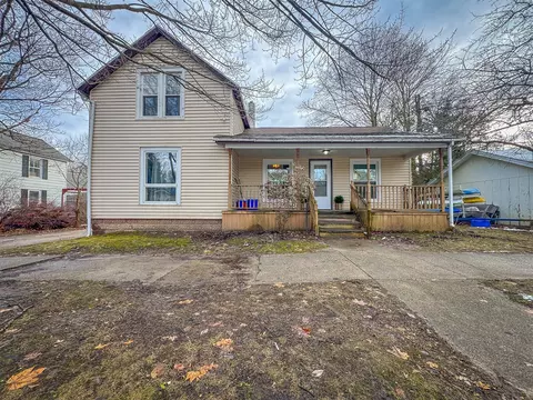 316 E Cherry, Fremont, MI 49412