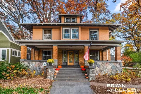 356 Woodmere, Grand Rapids, MI 49506