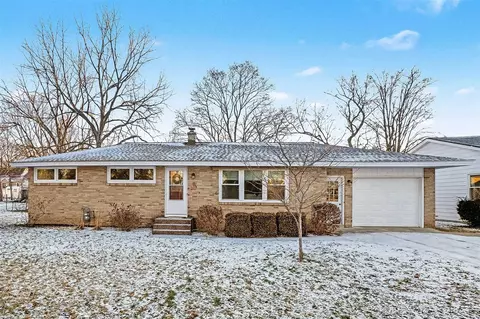 221 S S Park, Zeeland, MI 49464