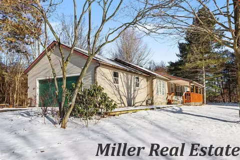 5580 Osborne, Delton, MI 49046