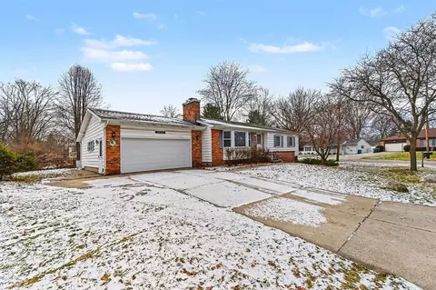 5560 Greenboro, Grand Rapids, MI 49508